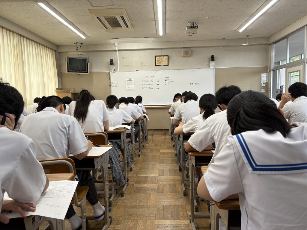 期末テストに奮闘中！
